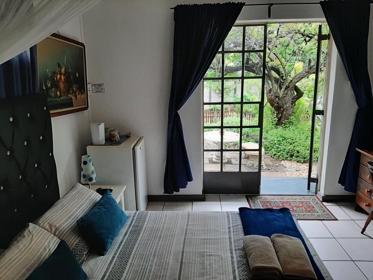 Elephant Walk Guesthouse And Back Packers Phalaborwa Exterior foto